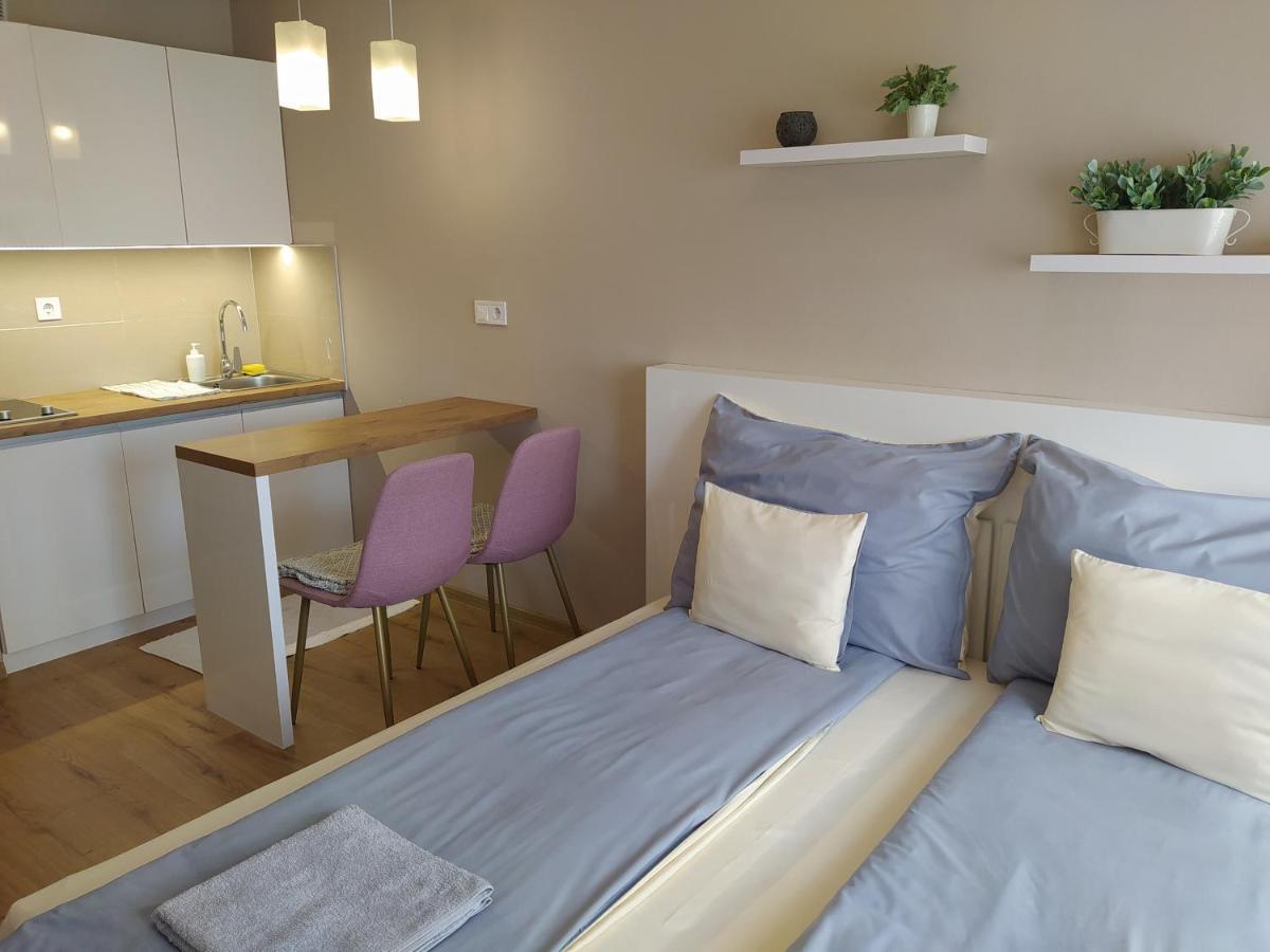 Lia Apartman Apartment Nyiregyhaza Ngoại thất bức ảnh