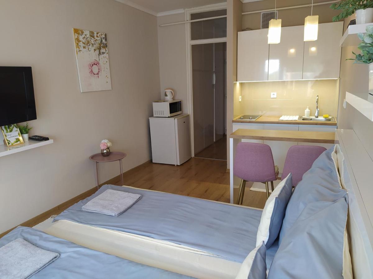 Lia Apartman Apartment Nyiregyhaza Ngoại thất bức ảnh